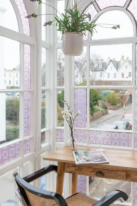 Lägenhet Beautiful City Centre Flat With Free Parking Exeter